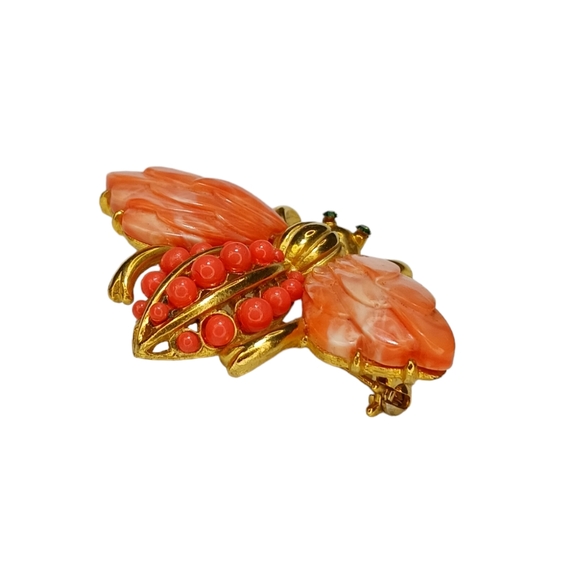 Rare Signed Hattie Carnegie Vintage Bee Peach Lucite Coral Colored Brooch Pin - Picture 14 of 16